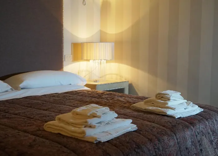 Dante's By Apulia Pensiune 3*